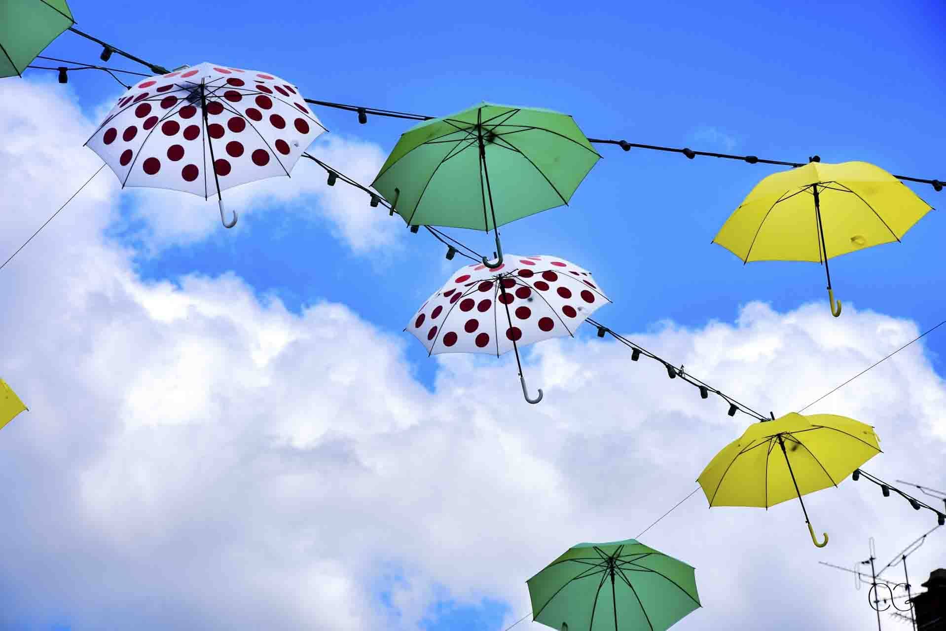 Parapluies ensoleillés